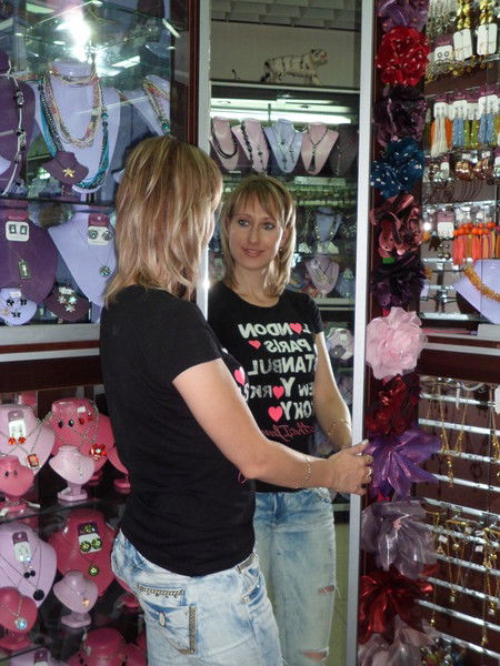 Александра Калюжнова