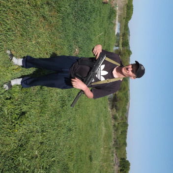 Евгений Иванов