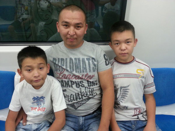 Данияр Осеров