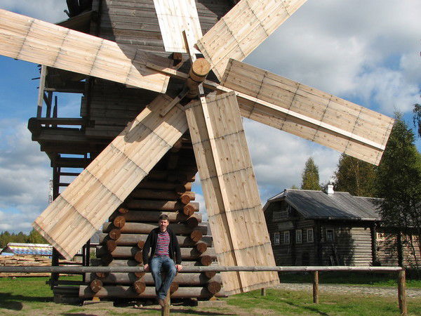 Андрей Луговой