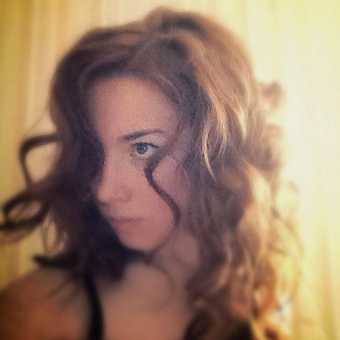 Анютка Комова