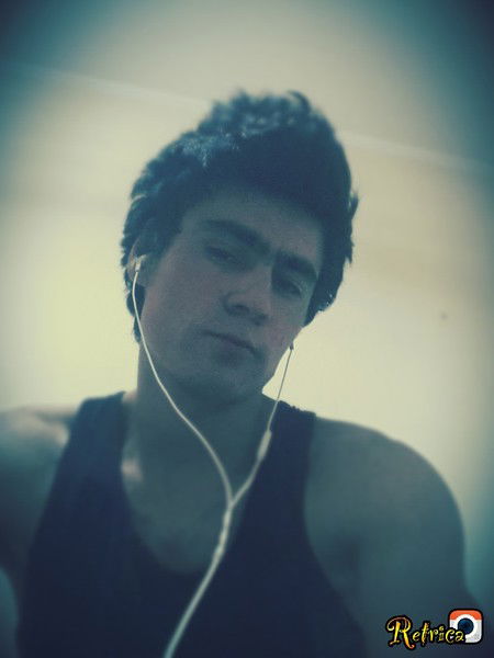 Бобур Шарипов