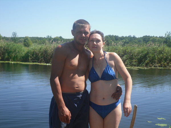 Лена Сурова