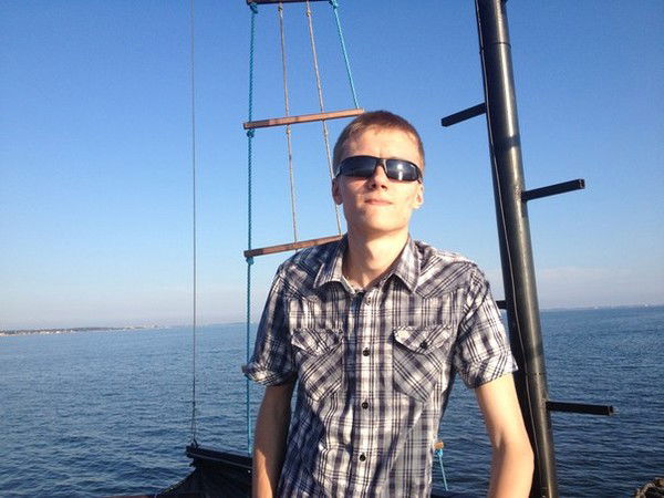 Евгений Колобков