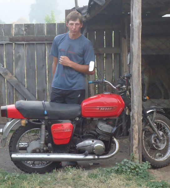 Андрей Воронов