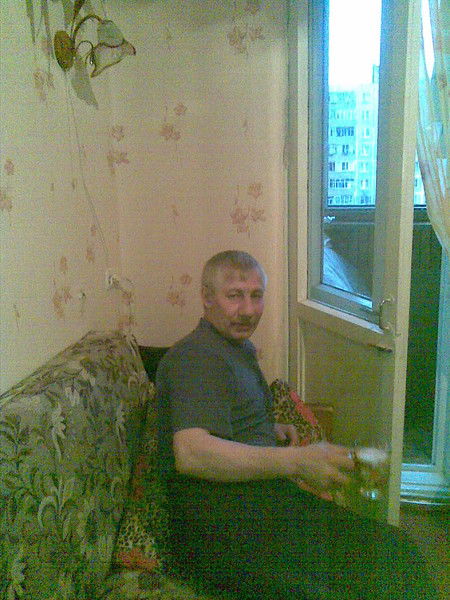 Анатолий Новиков