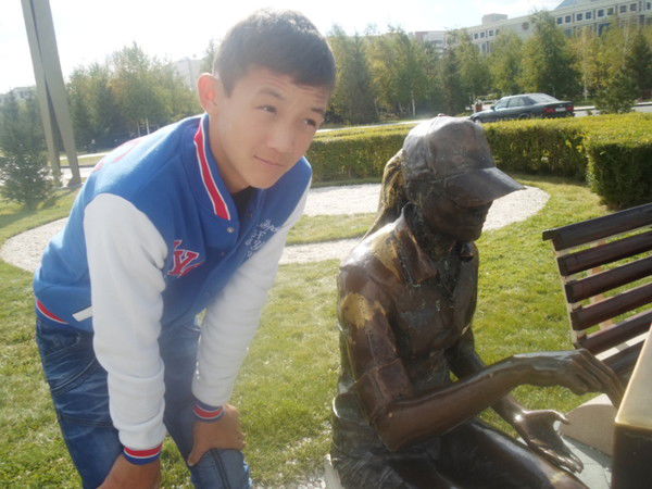 Данияр Исабаев