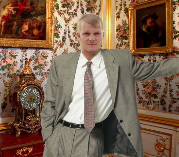 Денис Астахов