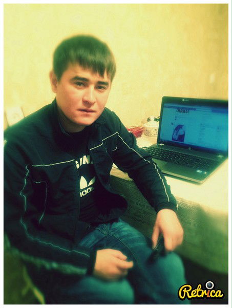 Азамат Муканов