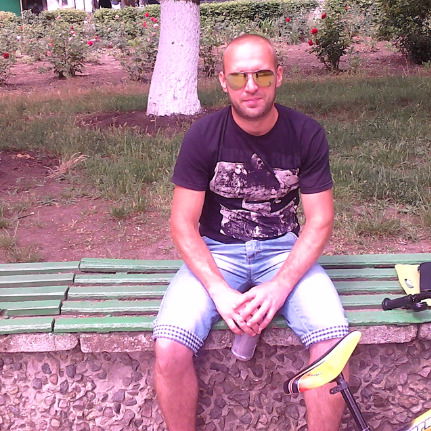 Геннадий Громовой