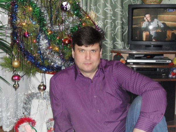 Александр Сальников