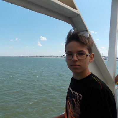 Антон Смоленцев