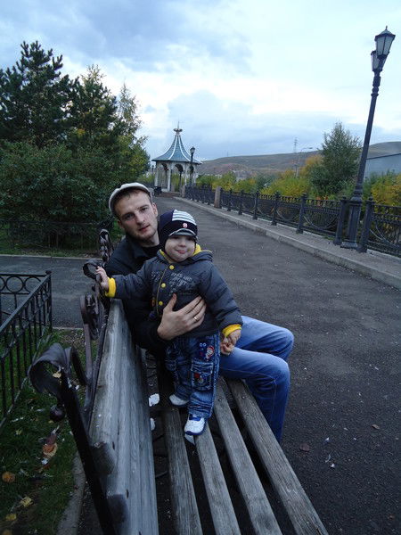 Александр Анишин