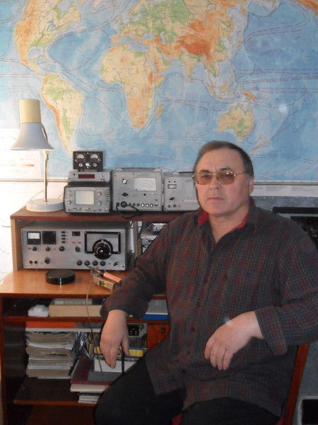 Леонид Петков