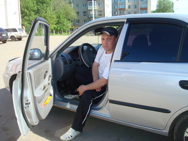 Олег Мондин