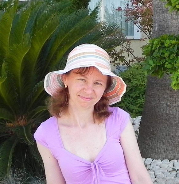 Елена Попова