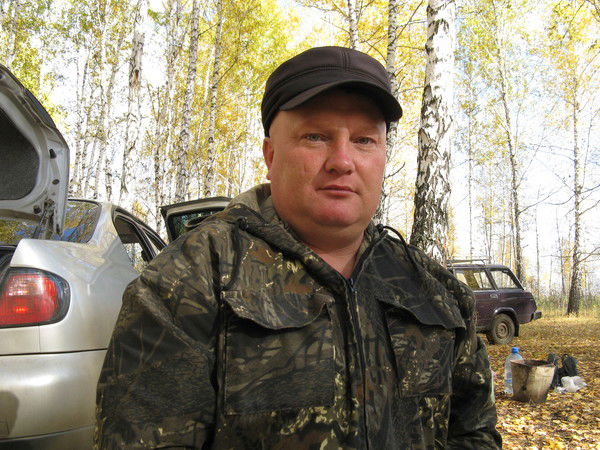 Владимир Петров