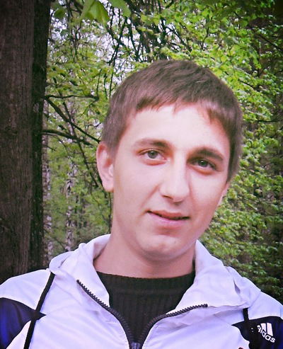 Роман Наумов