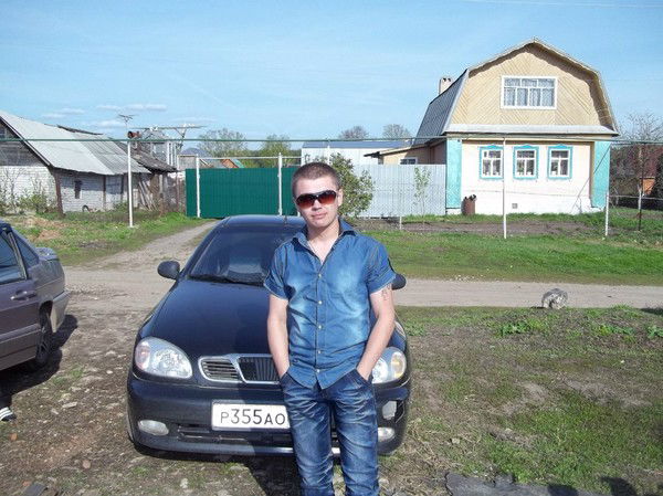 Денис Лазарев