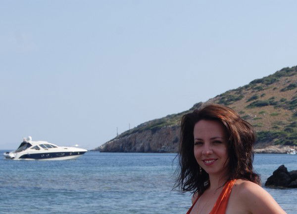 Оля Новикова