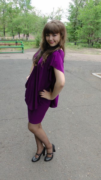 Лена Олейникова