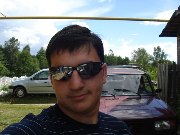 Игорь Симонов