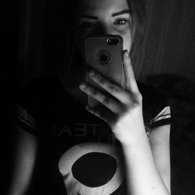 أديلينا خمر