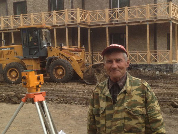 Александр Комов