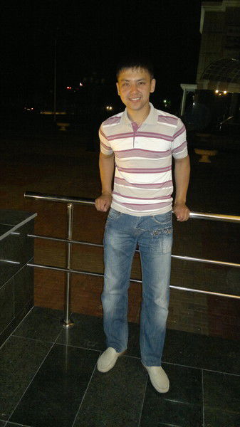 Саян Искеев