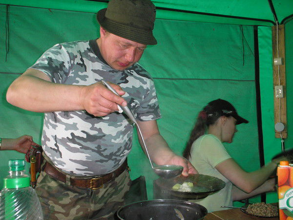 Игорь Попов