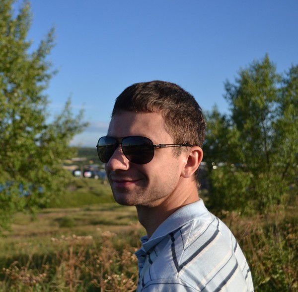 Андрей Вахнин