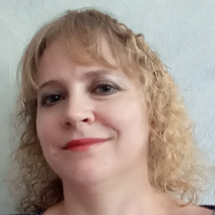 Алена Плугатырева