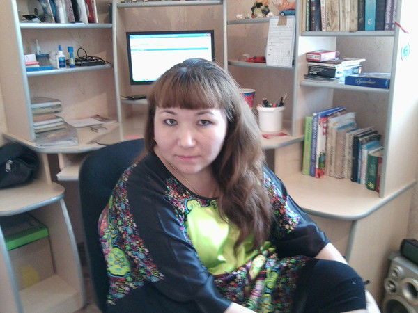 Елена Сафарова