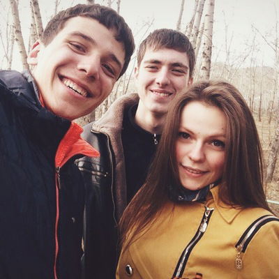 Денис Карелин