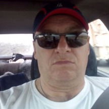 Виктор Глазунов