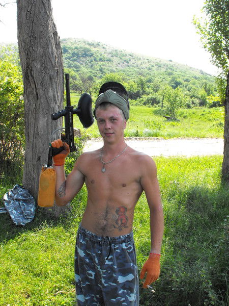 Илья Николаев