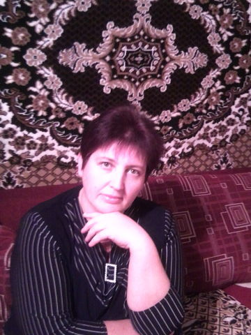 Нина Косова