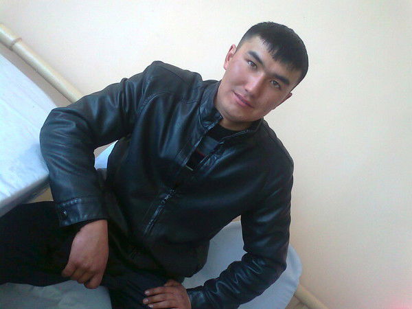 Берик Ахметжанов