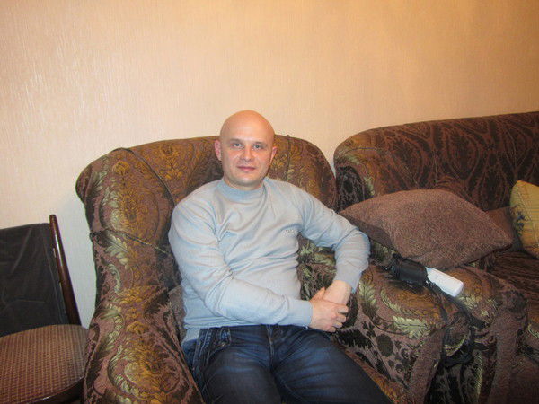 Денис Антонов