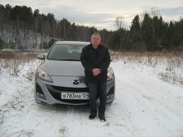 Олег Бакуров