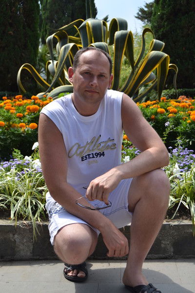 Роман Стеценко