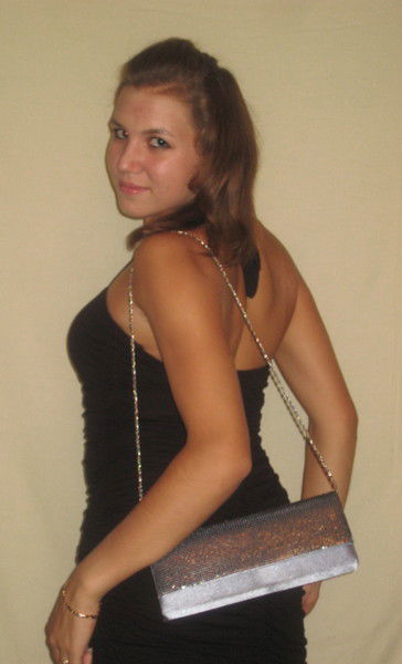 Анна Золотарёва