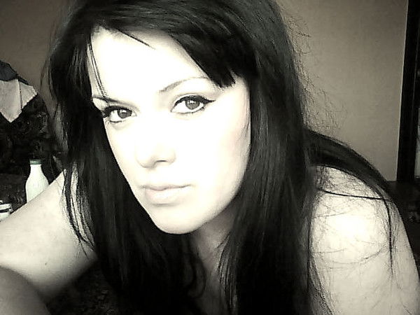 Наташа Парай