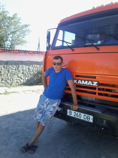 Дмитрий Лопатин