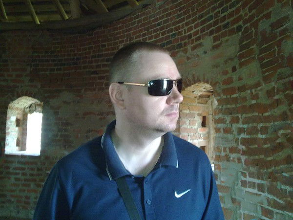 *** Victor Moroz™ ***