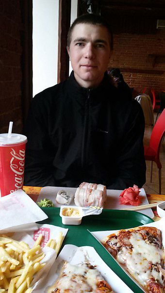 Олег Калашников