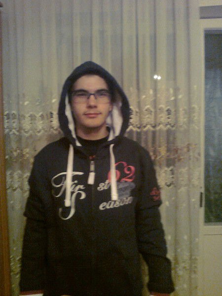 Влад Бекмухамедов