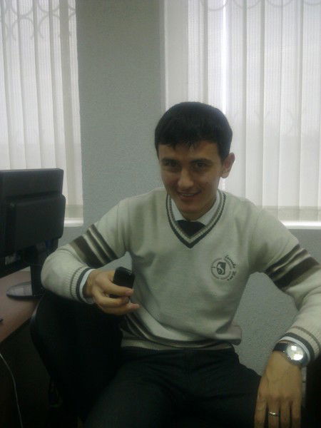 Бекзод Максудов