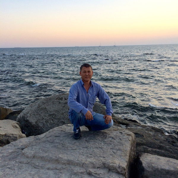 Сакен Есенбеков