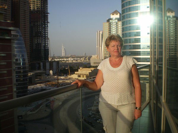 Елена Лысенко